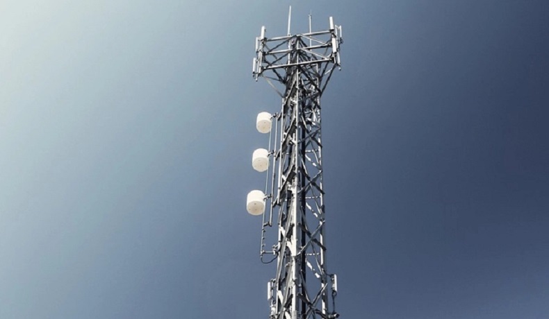 Torre de acero de ángulo: un pilar sólido en el campo de la comunicación