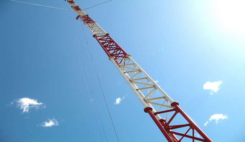 Guyed Enlattice Tower: Características de la estructura y aplicaciones