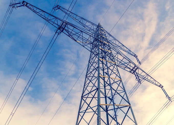 Torre de acero angular eléctrica