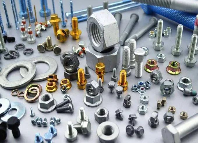 La guía esencial para los accesorios de poste de metal